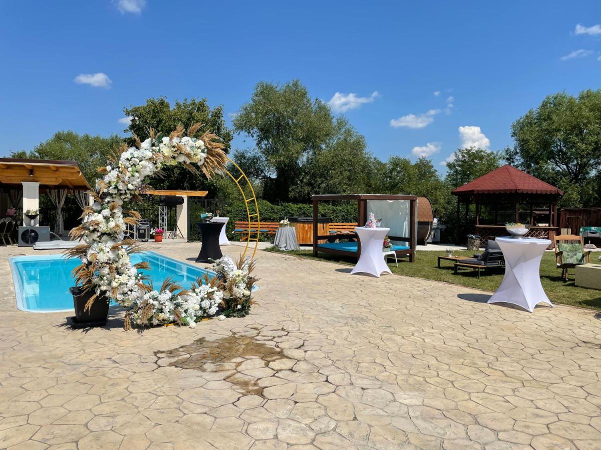 Casa Ryana Self Check-In Motel Gilau Ngoại thất bức ảnh